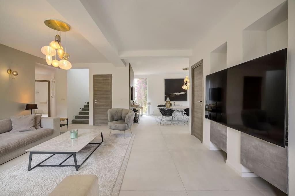 Villa Julia First Vallauris Exterior photo